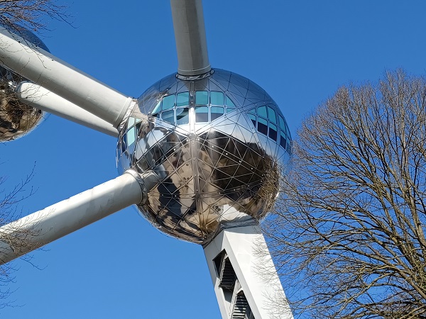 Atomium 2